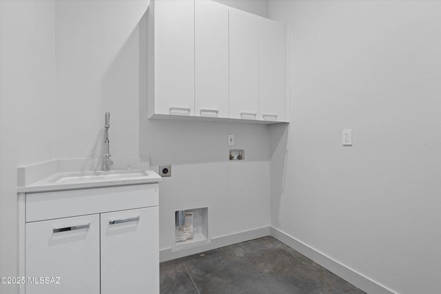 2805 N Bella Terraza Court N, Tucson, AZ 85712