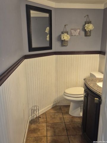 7014 HICKORY RIDGE DR, Converse, TX 78109