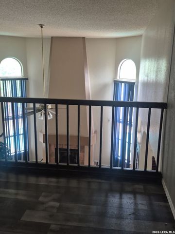 7014 HICKORY RIDGE DR, Converse, TX 78109