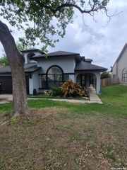 7014 HICKORY RIDGE DR, Converse, TX 78109