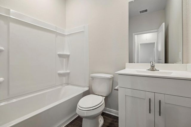 15865 Berry Hill Drive, Conroe, TX 77303