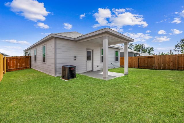 15865 Berry Hill Drive, Conroe, TX 77303