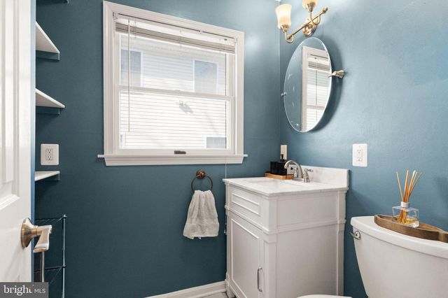 5800 3RD ST S, Arlington, VA 22204