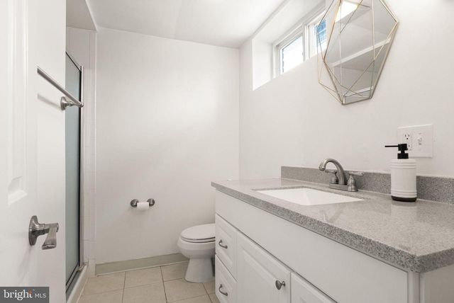 5800 3RD ST S, Arlington, VA 22204