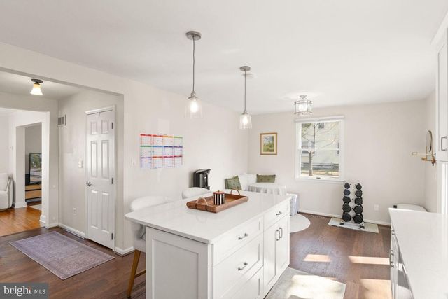 5800 3RD ST S, Arlington, VA 22204