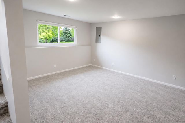 809 TIMBERS CT, Columbia, MO 65201