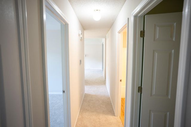809 TIMBERS CT, Columbia, MO 65201
