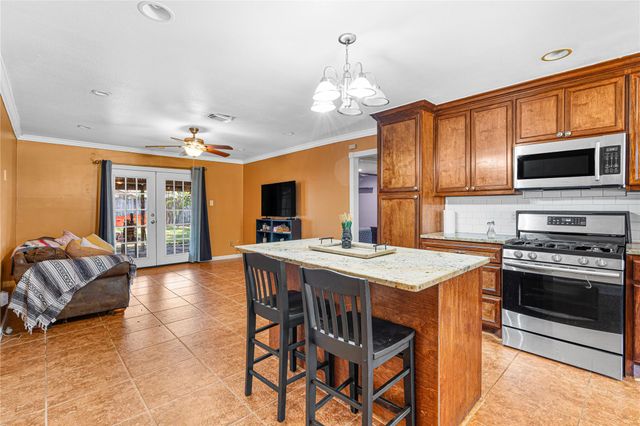 9319 Jaywood Drive, Houston, TX 77040