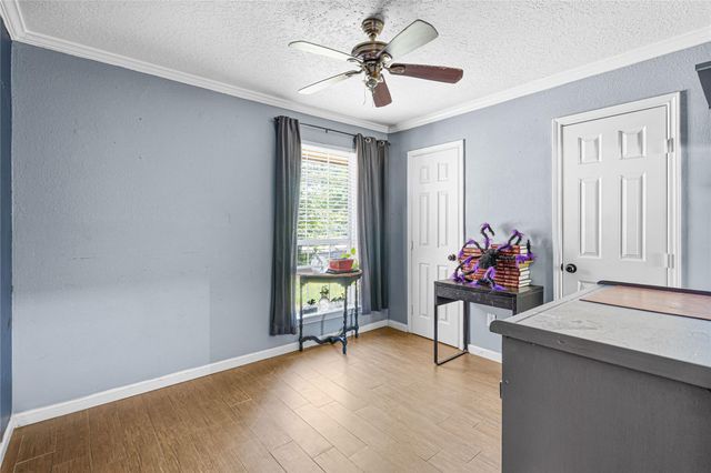 9319 Jaywood Drive, Houston, TX 77040