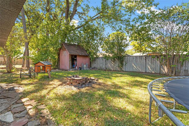 9319 Jaywood Drive, Houston, TX 77040