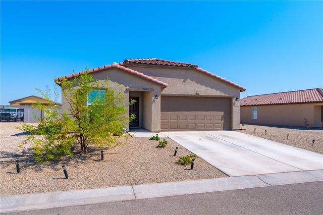 2225 E Snead Avenue, Fort Mohave, AZ 86426