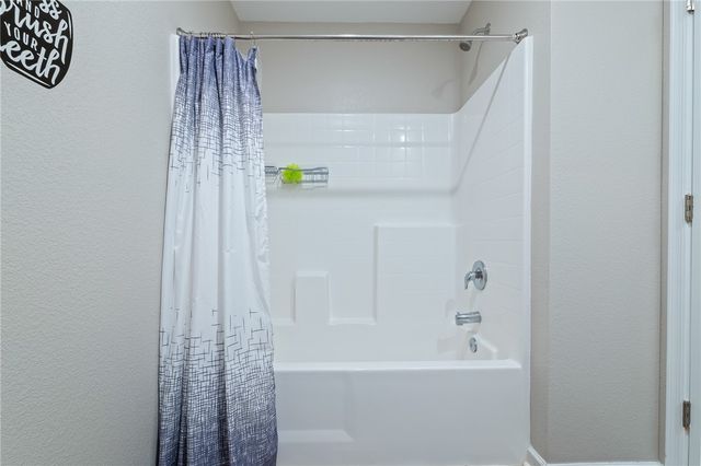 2225 E Snead Avenue, Fort Mohave, AZ 86426