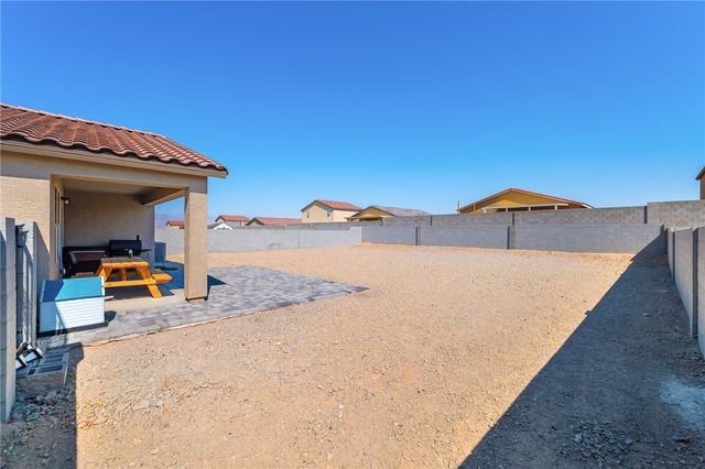 2225 E Snead Avenue, Fort Mohave, AZ 86426