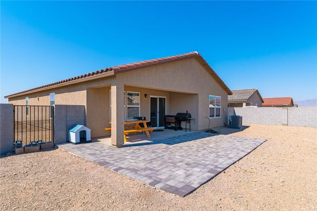 2225 E Snead Avenue, Fort Mohave, AZ 86426