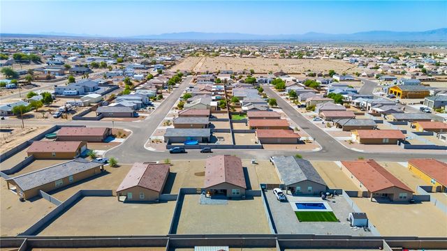 2225 E Snead Avenue, Fort Mohave, AZ 86426