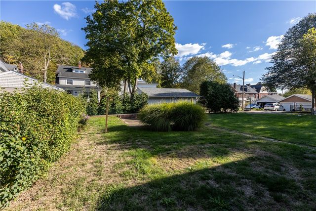 706 Nevin Ave, Sewickley, PA 15143