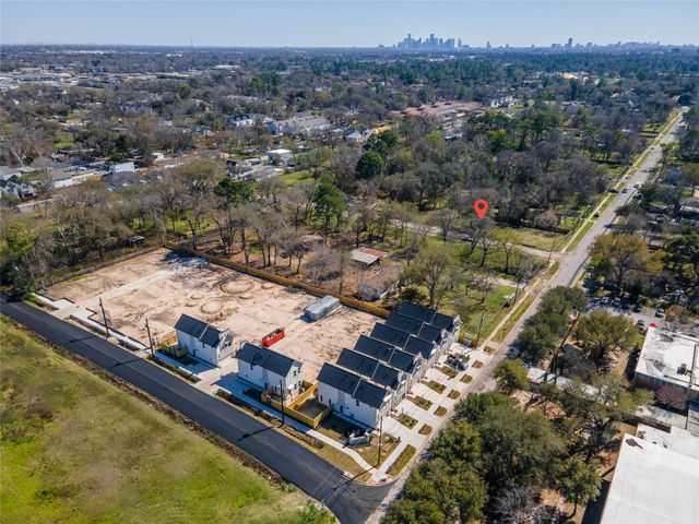 5922 Knox Street, Houston, TX 77091