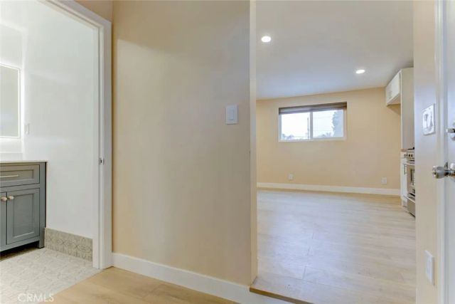 15115 Covello Street 3, Van Nuys, CA 91405