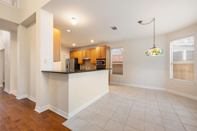 30022 OAKLAND HILLS DR, Georgetown, TX 78628