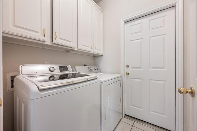 30022 OAKLAND HILLS DR, Georgetown, TX 78628