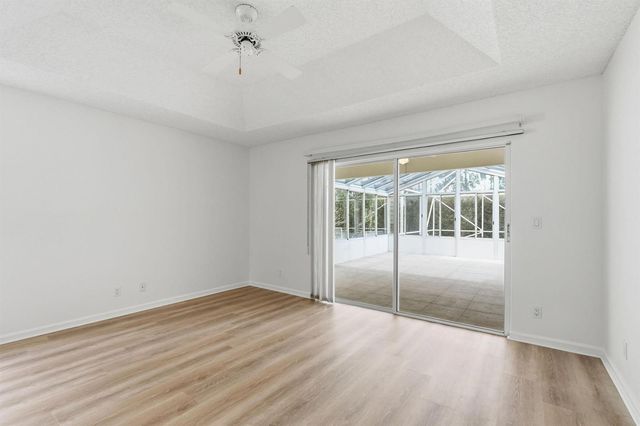 9205 SE Woods End Place, Jupiter, FL 33469