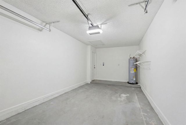 9205 SE Woods End Place, Jupiter, FL 33469