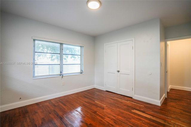 433 NE 82nd St 5, Miami, FL 33138