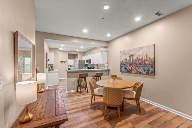 1303 Golf Course Dr, South Strabane, PA 15301