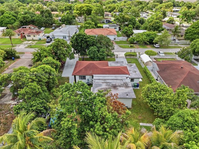 65 NW 118th St, Miami, FL 33168