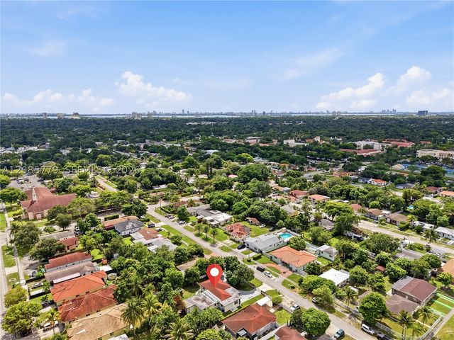 65 NW 118th St, Miami, FL 33168