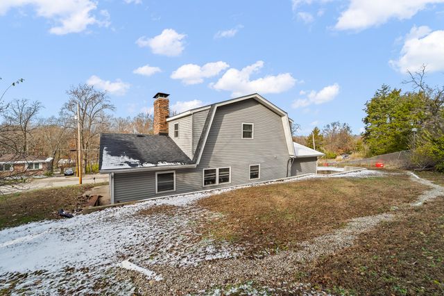 1423 BOSS TERRACE DR, Jefferson City, MO 65109