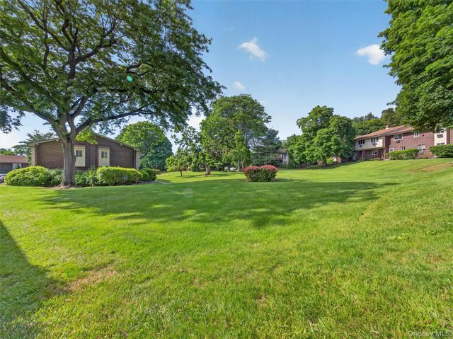 10E Blue Hill 10E, Orangeburg, NY 10962