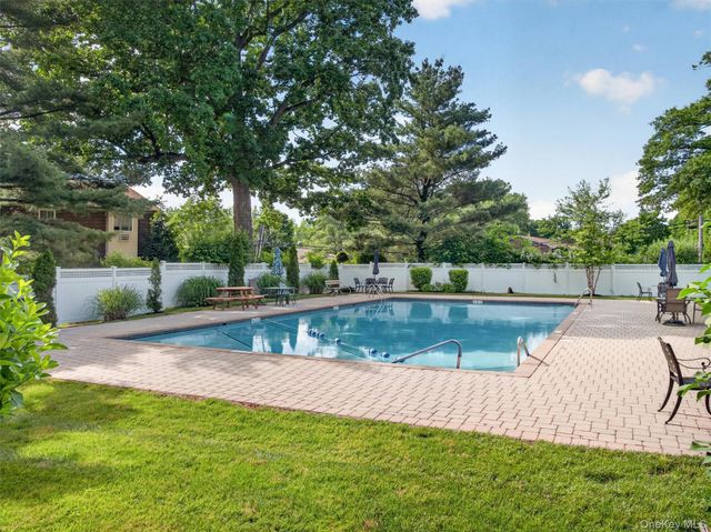 10E Blue Hill 10E, Orangeburg, NY 10962