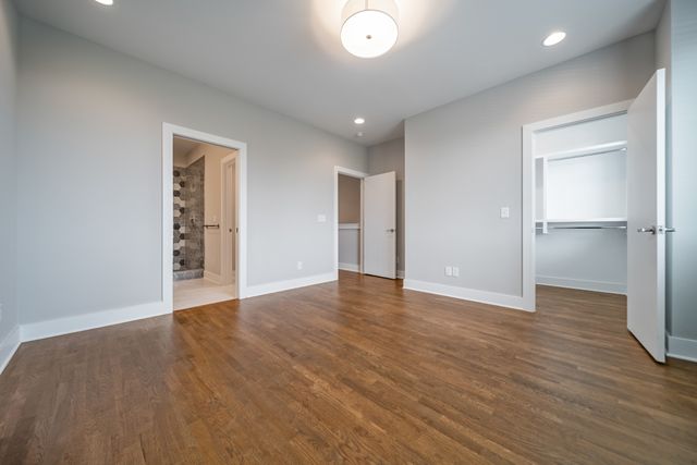 496 W Trinity Ln Unit 4, Nashville, TN 37207