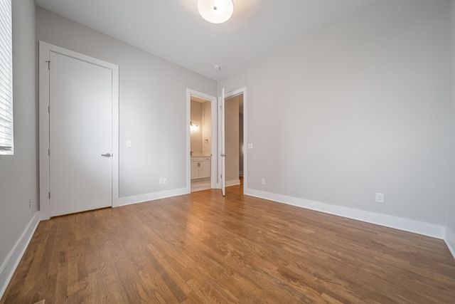 496 W Trinity Ln Unit 4, Nashville, TN 37207