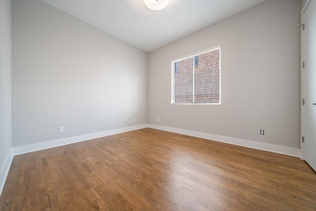 496 W Trinity Ln Unit 4, Nashville, TN 37207