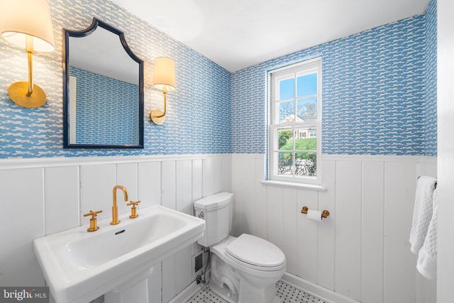 130 COLKET LN, Devon, PA 19333