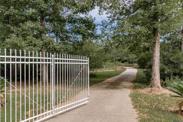 14576 Hwy 10, Clinton, LA 70722