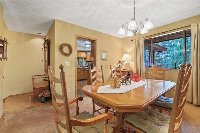 9105 S Sherman Rd, Spokane, WA 99224