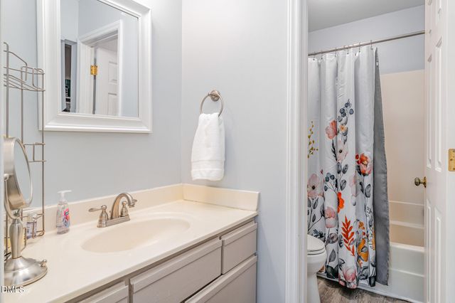 141 Berry Patch Lane, Chapel Hill, NC 27514