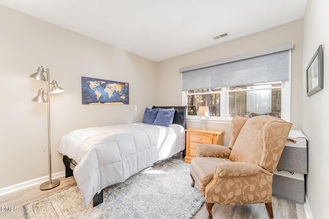 141 Berry Patch Lane, Chapel Hill, NC 27514