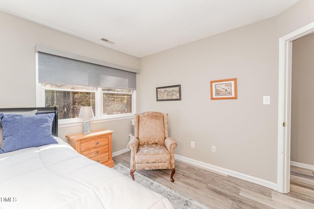 141 Berry Patch Lane, Chapel Hill, NC 27514