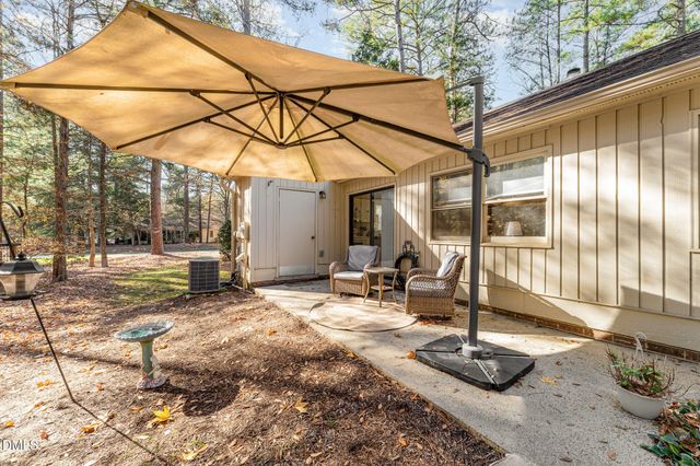 141 Berry Patch Lane, Chapel Hill, NC 27514