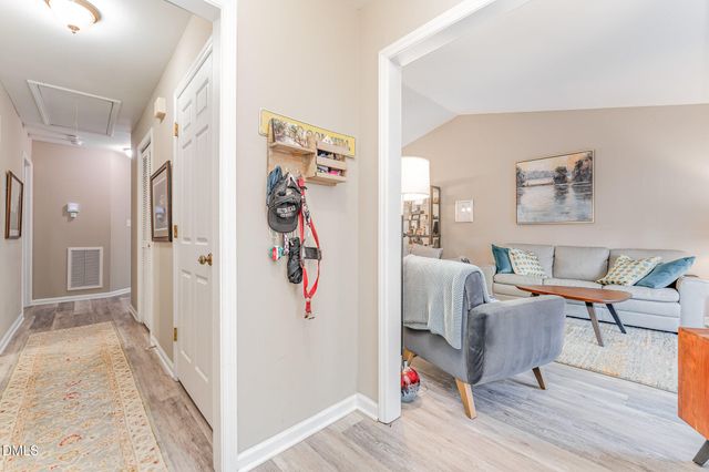 141 Berry Patch Lane, Chapel Hill, NC 27514