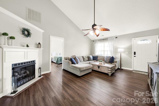 1828 Bloomsbury Drive, Rock Hill, SC 29730