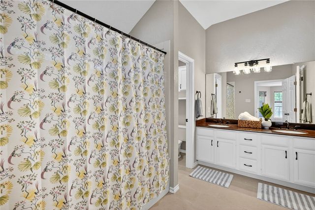 2925 Mirrormere Circle, Bryan, TX 77807