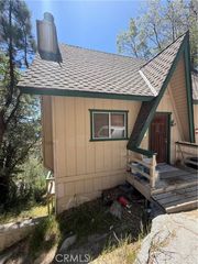 28800 Zion Drive, Lake Arrowhead, CA 92352