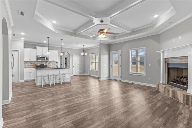 101 Southern Winds Dr, Enterprise, AL 36330