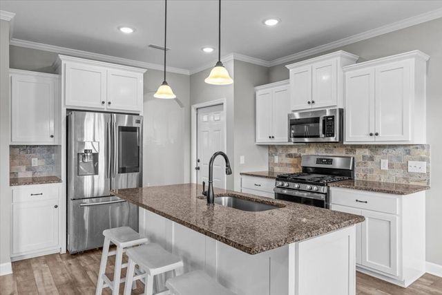 101 Southern Winds Dr, Enterprise, AL 36330