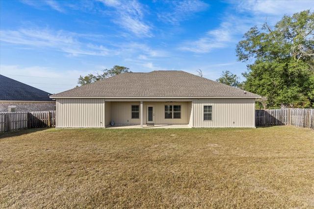 101 Southern Winds Dr, Enterprise, AL 36330